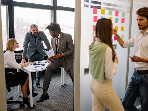 洛杉磯華人社區(qū)資源及子女入學(xué)政策指南