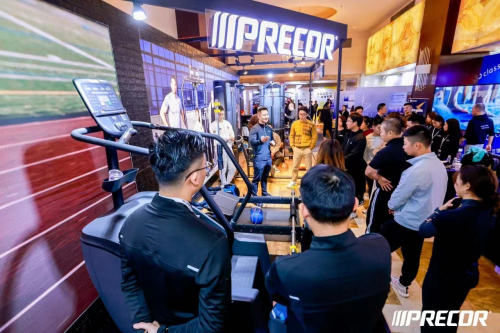 Precor 必确携新品亮相CHINAFITIHRSA 大会引领健身行业新潮流(图5)